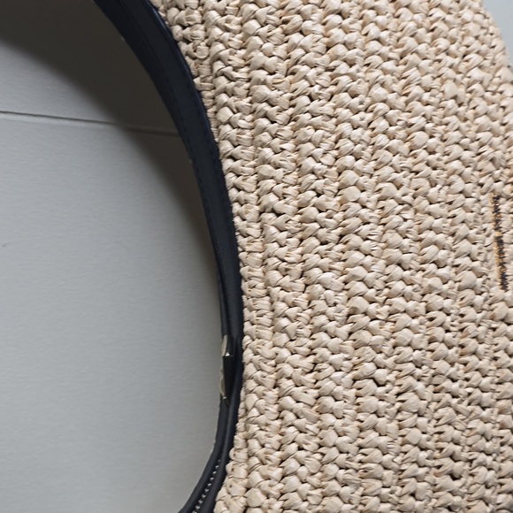 MICHEAL Micheal Kors Avra Medium Hand Crocheted Leather Bag - Picture 7 of 16